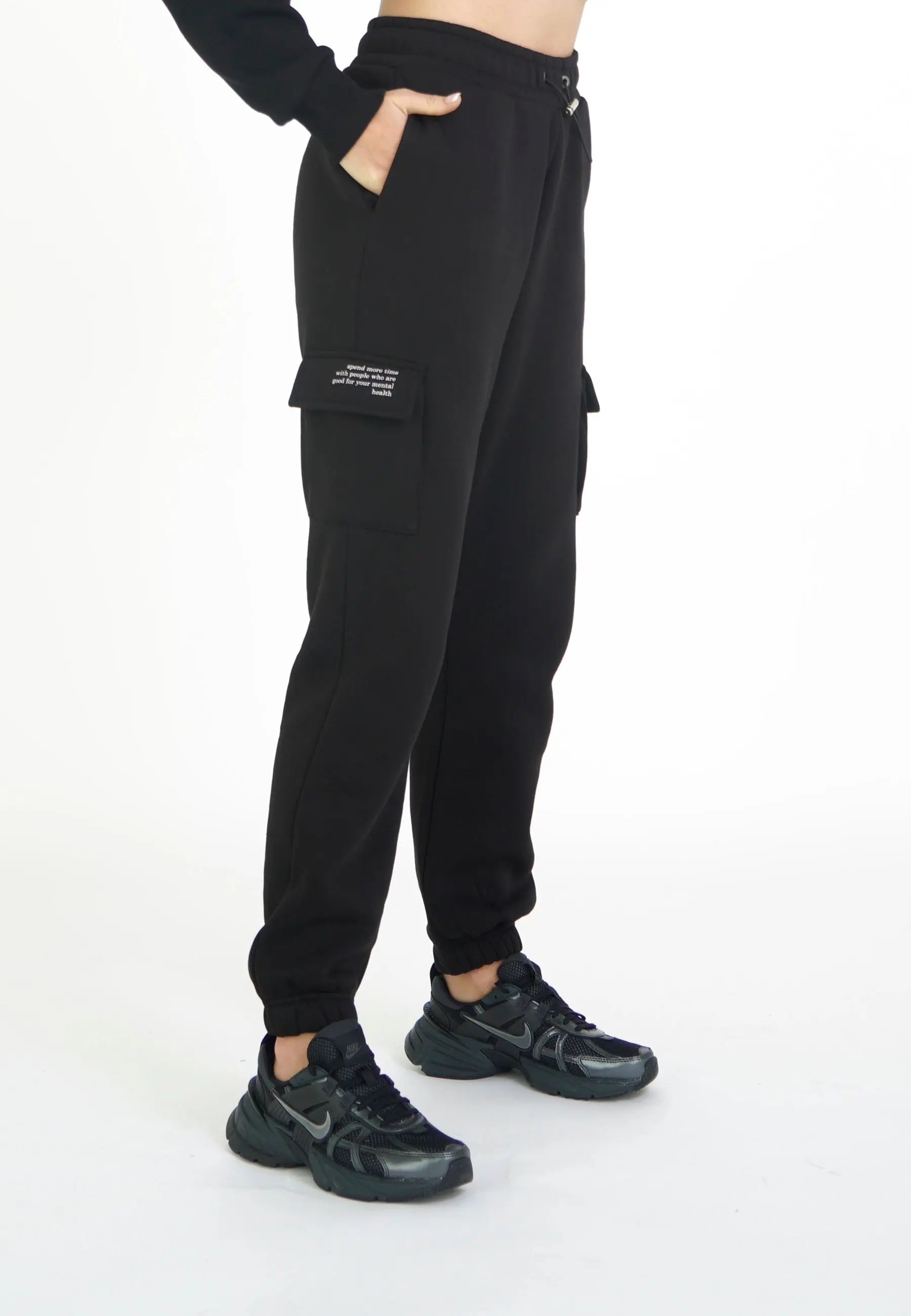 SONA Jogginghose Sweathose Jogger Cargo Schwarz Black  - GOOD GIRL BAD HABITS